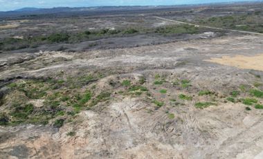 Venta de Terreno Turístico Comercial en Playas Engabao con 42000 m²