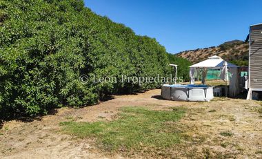 Leon Propiedades vende parcela con casa en zona comercial, sector El Ajial, Curacaví.