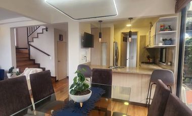 ¡La vida que soñaste en Cota te espera! 🌿🏡  ¿Buscas espacio, seguridad y confort para tu familia? Esta casa en Tarragona Club House lo tiene todo. C