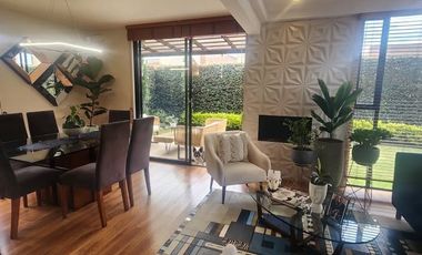 ¡La vida que soñaste en Cota te espera! 🌿🏡  ¿Buscas espacio, seguridad y confort para tu familia? Esta casa en Tarragona Club House lo tiene todo. C