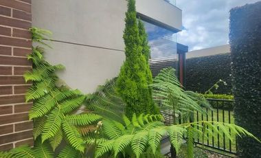 ¡La vida que soñaste en Cota te espera! 🌿🏡  ¿Buscas espacio, seguridad y confort para tu familia? Esta casa en Tarragona Club House lo tiene todo. C