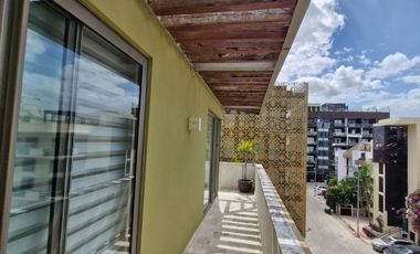 Luxury PH for Rent in Playa del Carmen: Modern Design & Prime Location