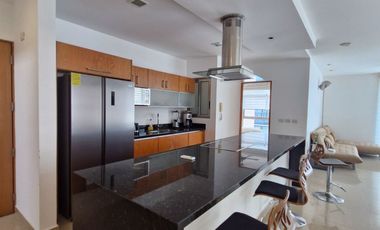 Luxury PH for Rent in Playa del Carmen: Modern Design & Prime Location