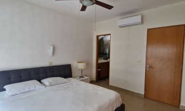 Luxury PH for Rent in Playa del Carmen: Modern Design & Prime Location