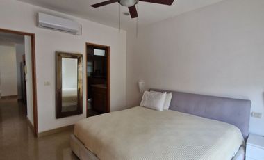 Luxury PH for Rent in Playa del Carmen: Modern Design & Prime Location
