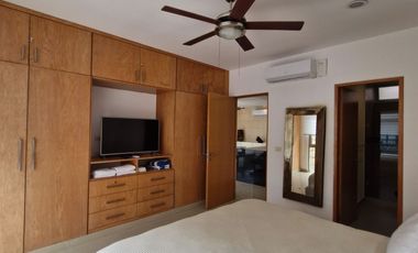 Luxury PH for Rent in Playa del Carmen: Modern Design & Prime Location
