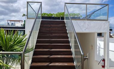 Luxury PH for Rent in Playa del Carmen: Modern Design & Prime Location