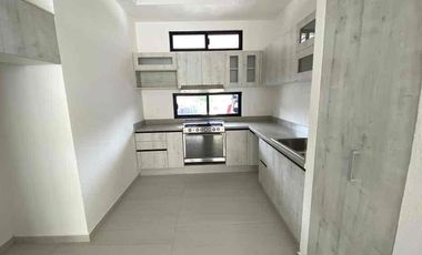 venta casa en residencial Río Av 135 Cancun