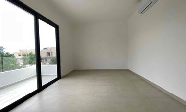 venta casa en residencial Río Av 135 Cancun