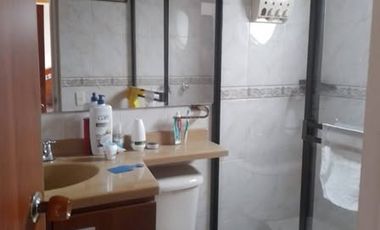 🏠 ¡Oportunidad en Cota! Casa de 2 Niveles en Conjunto PrivadoSe vende acogedora casa de 90 $m^2$ ubicada en un conjunto residencial pequeño y tranqui