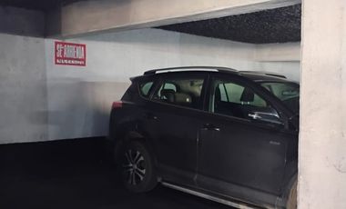 Brown Propiedades arrienda tres estacionamientos