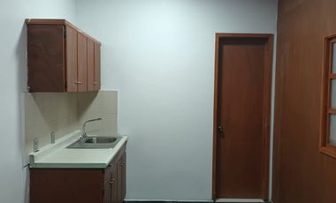 Estancia para oficina o consultorio en Av. Universidad 1340Del Carmen, Coyoacán, 04100 Ciudad de México, CDMX, sobre restaurante ¨Casa Jorge¨