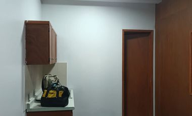 Estancia para oficina o consultorio en Av. Universidad 1340Del Carmen, Coyoacán, 04100 Ciudad de México, CDMX, sobre restaurante ¨Casa Jorge¨