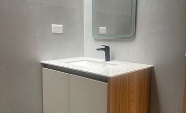 Se vende casa en Cuenca, Ecuador, Parroquia Machangara.