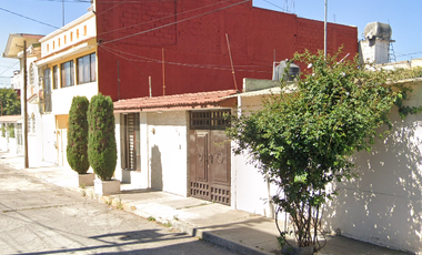 Casa en Venta en San Mateo Atenco: Hda. de La Magdalena 16, ¡Cerca de Servicios y con Fácil Acceso!