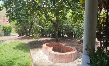 HERMOSA CASA DE CAMPO EN CATAMAYO