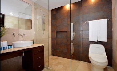 Luxury Condo for Rent on Calle 38: 2BR Modern Sanctuary Steps from the Beach