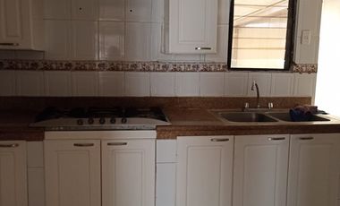 Renta de casa 3 dormitorios, Sector City Mall, Guayaquil, Ecuador