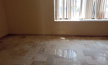 Renta de casa 3 dormitorios, Sector City Mall, Guayaquil, Ecuador