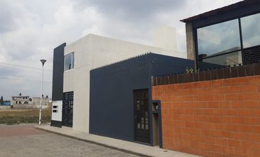 EXCELENTE OPORTUNIDAD DE NEGOCIO, JARDIN DE FIESTAS Y LOCALES