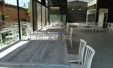 EXCELENTE OPORTUNIDAD DE NEGOCIO, JARDIN DE FIESTAS Y LOCALES