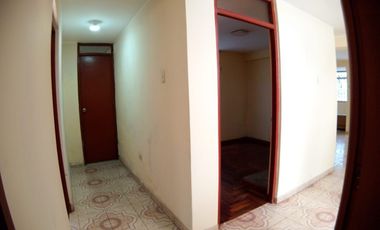CASA COMO TERRENO EN VENTA, ATE