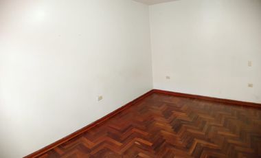 CASA COMO TERRENO EN VENTA, ATE