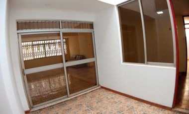 CASA COMO TERRENO EN VENTA, ATE