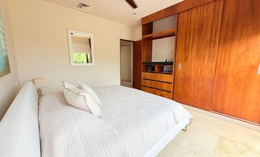 Living the Dream on Calle 38: Luxury 2BR Apartment Steps from the Beach – Modern & Walkable