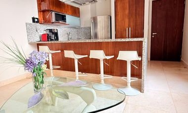 Living the Dream on Calle 38: Luxury 2BR Apartment Steps from the Beach – Modern & Walkable