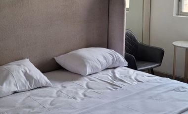 Renta de Departamento semi amoblado con vista al río, Guayaquil, Ecuador