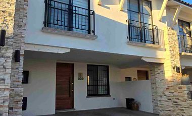 Casa en renta Lombardía