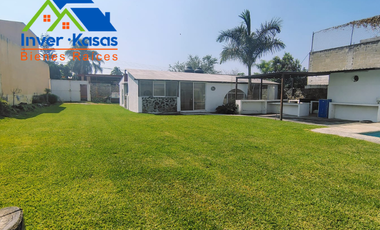 SE VENDE TERRENO CON ALBERCA EN REAL DE OAXTEPEC
