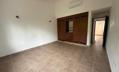 DEPARTAMENTO PENTHOUSE EN RENTA EN SIRENIS