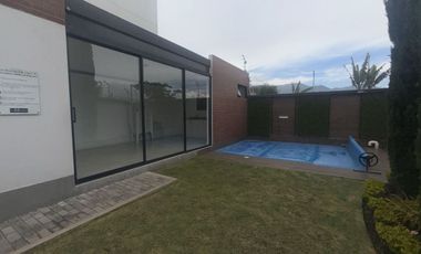 Casa en venta en Conjunto La Martina — Tumbaco, Quito