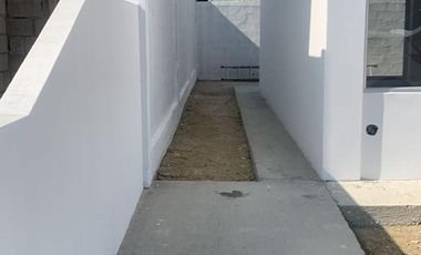 Venta de Casa en Manta Urbanización Via Marina