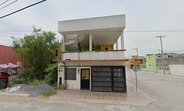 El privilegio de pagar menos y ganar más! Venta de amplia casa en recuperación bancaria con entrega de 3 a 6 meses, Balcones de Alcalá, Reynosa, Tamps