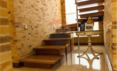 Vendo Casa Elegante en Cajica