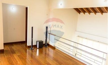 Vendo Casa Elegante en Cajica
