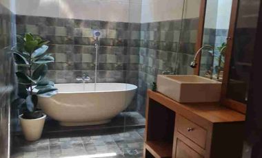 Di sewa private vila cantik 2 bedroom fully furnished di UBud