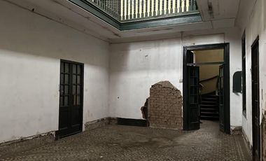 VENDO TERRENO DE 573 m2  - URB. SANTA BEATRIZ – CERCADO DE LIMA