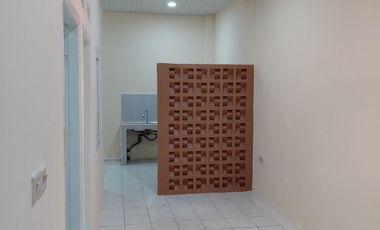 Taman Griya kencana, Tanah sereal, Administratif Kota Bogor,  1 KM from Bukit cimanggu city, 5Menit / 2Km dari stasiun cilebebut,  Baru Renov
