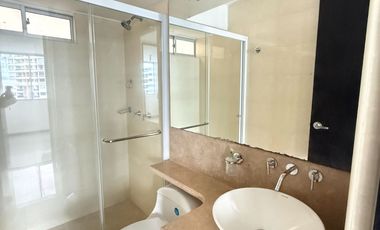 APAARTAMENTO CON LA MEJOR UBICACIÓN, DISTRIBUCIÓN Y VISTA