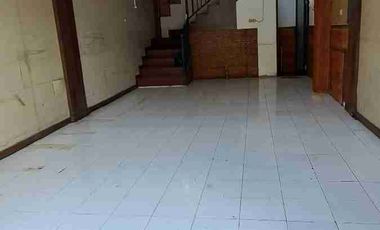 Dijual Ruko lantai 3 mahendradata padangsambian Denpasar Barat.