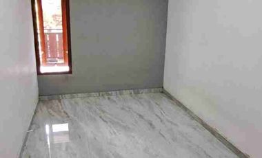 Dijual Ruko lantai 3 mahendradata padangsambian Denpasar Barat.