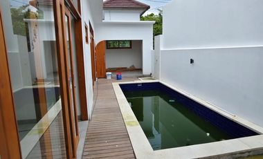 villa baru di nusa dua, sisa 1 unit,harga promo, lokasi strategis