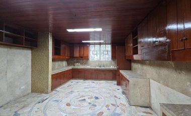 FOR LEASE: 5BR House & Lot Magallanes Village