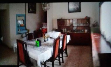 Jual dan Sewa Rumah Jl Tubagus Ismail VI Bandung 9 KT Bisa Untuk Kost Kostan