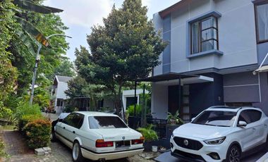 Jual Rumah Green Serpong Bintaro Cluster La Parco Estetik Hadap Selatan Semi Furnish 2 KT