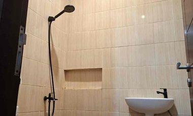 Jual Rumah Green Serpong Bintaro Cluster La Parco Estetik Hadap Selatan Semi Furnish 2 KT